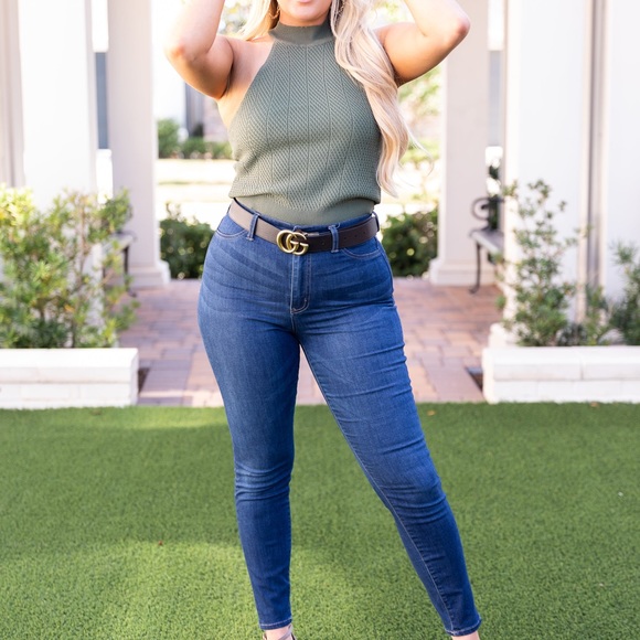 Curbside Tank - Picture 2 of 2